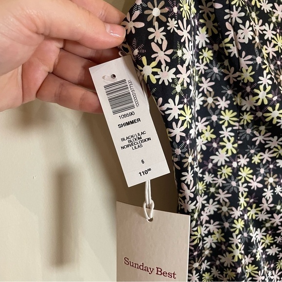 Aritzia Sunday Best ‘Shimmer’ Satin Dress in Black/Lilac Bloom Floral NWT Size 6 - Picture 7 of 10